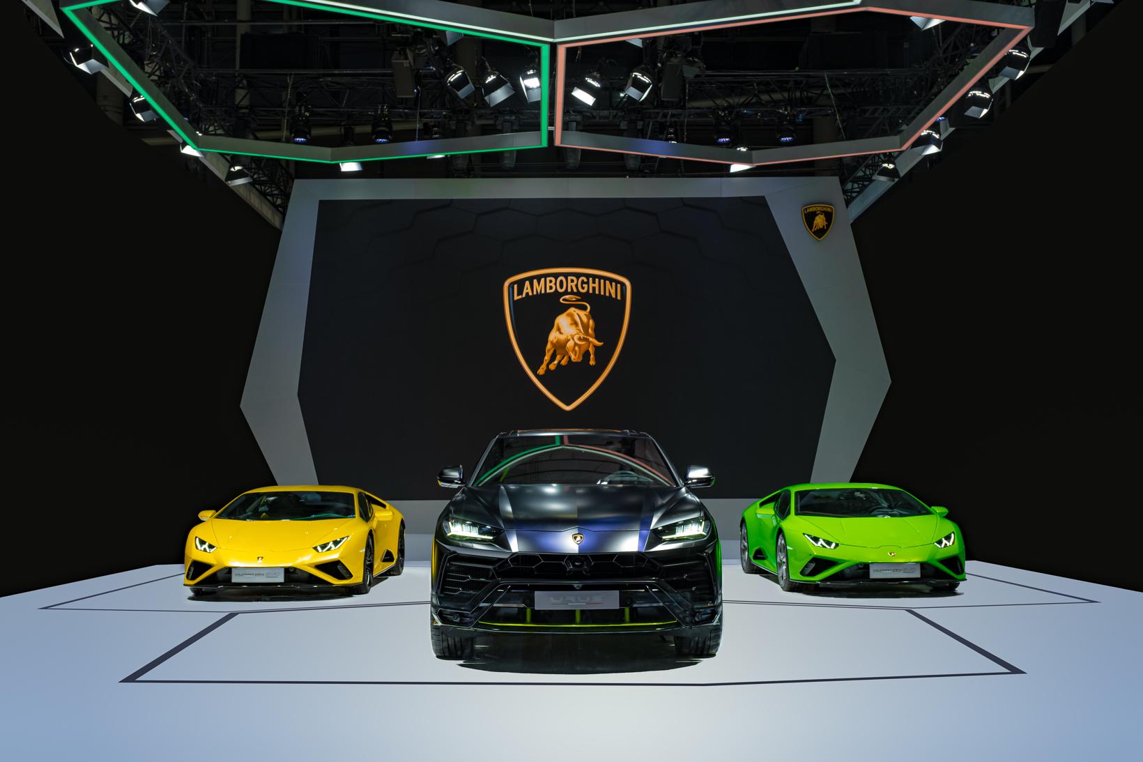兰博基尼携Urus哑光漆特别版及Huracán EVO后驱版登陆广州车展