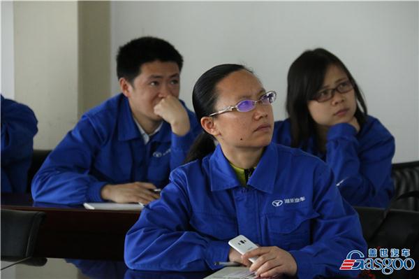 盖世汽车走进潍柴汽车新技术展示交流会圆满举行