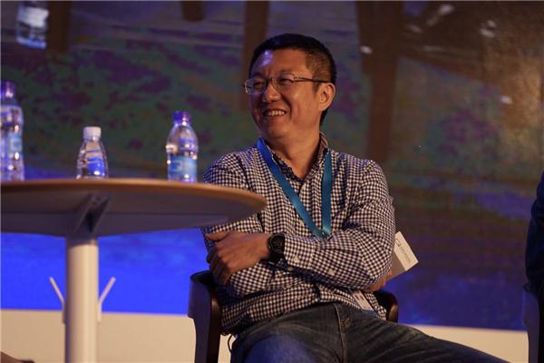 巅峰对话：颠覆性产品难出 理想的车联网究竟离我们有多远？