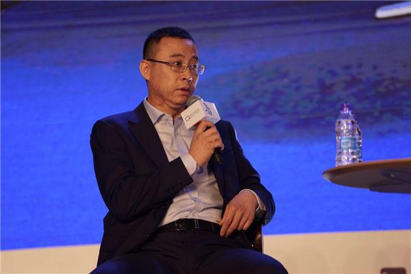 巅峰对话：颠覆性产品难出 理想的车联网究竟离我们有多远？