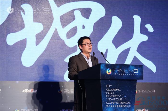 政策调整产业阵痛 新能源车企“丛林”之下何以突围