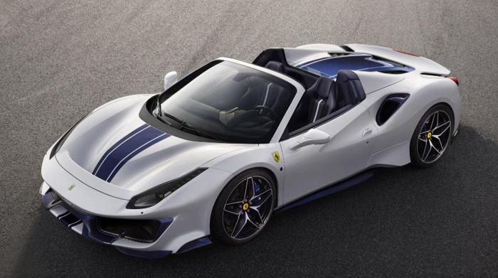 法拉利488 Pista Spider敞篷版采用轻量化材料 百公里加速只需2.85秒