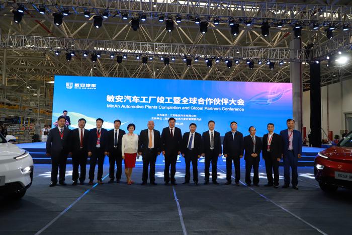 秦荣华：供应链伙伴帮我们做好车，我就把他们带到全球供应链中去