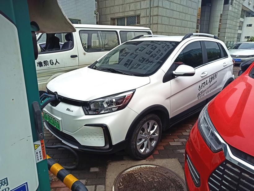 长续航国民电动车 北汽新能源EC5深度试驾