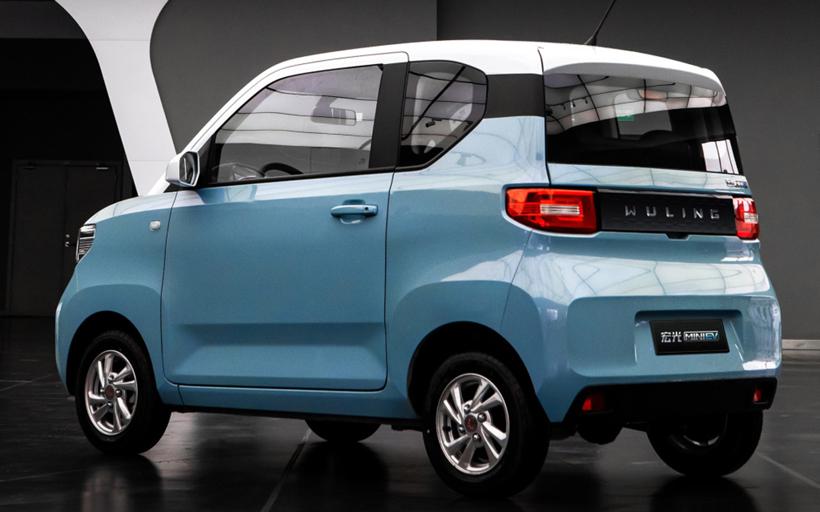 五菱宏光MINI EV上市 售2.88~3.88万元