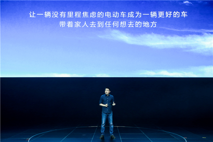 理想智造ONE定价不足40万元，李想的理想能否成就理想的李想？