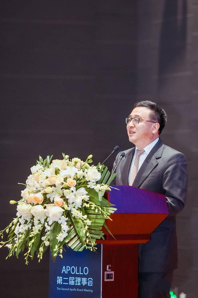 Apollo召开第二届雄安理事会：由车到路全面升级，智能交通提上日程