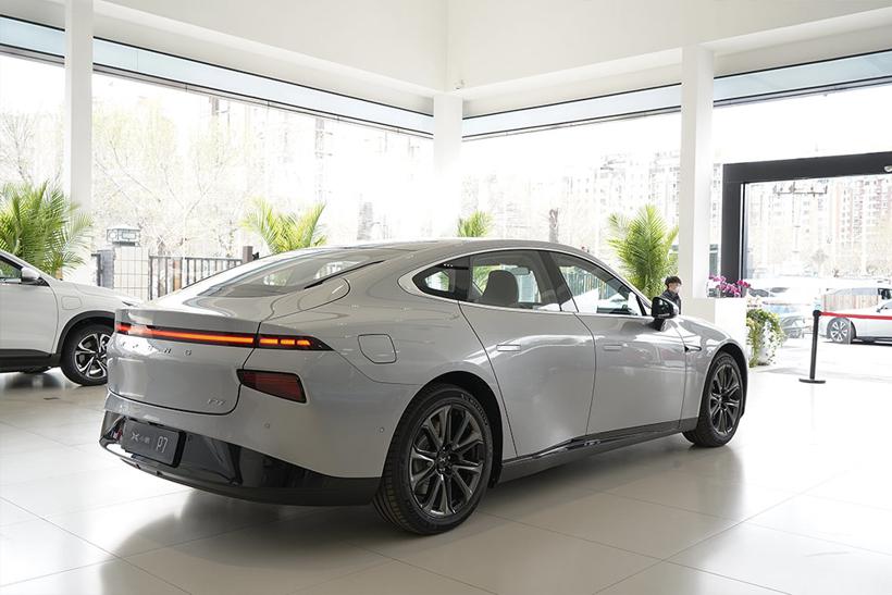 Model S的尺寸Model 3的价格  我看好小鹏P7