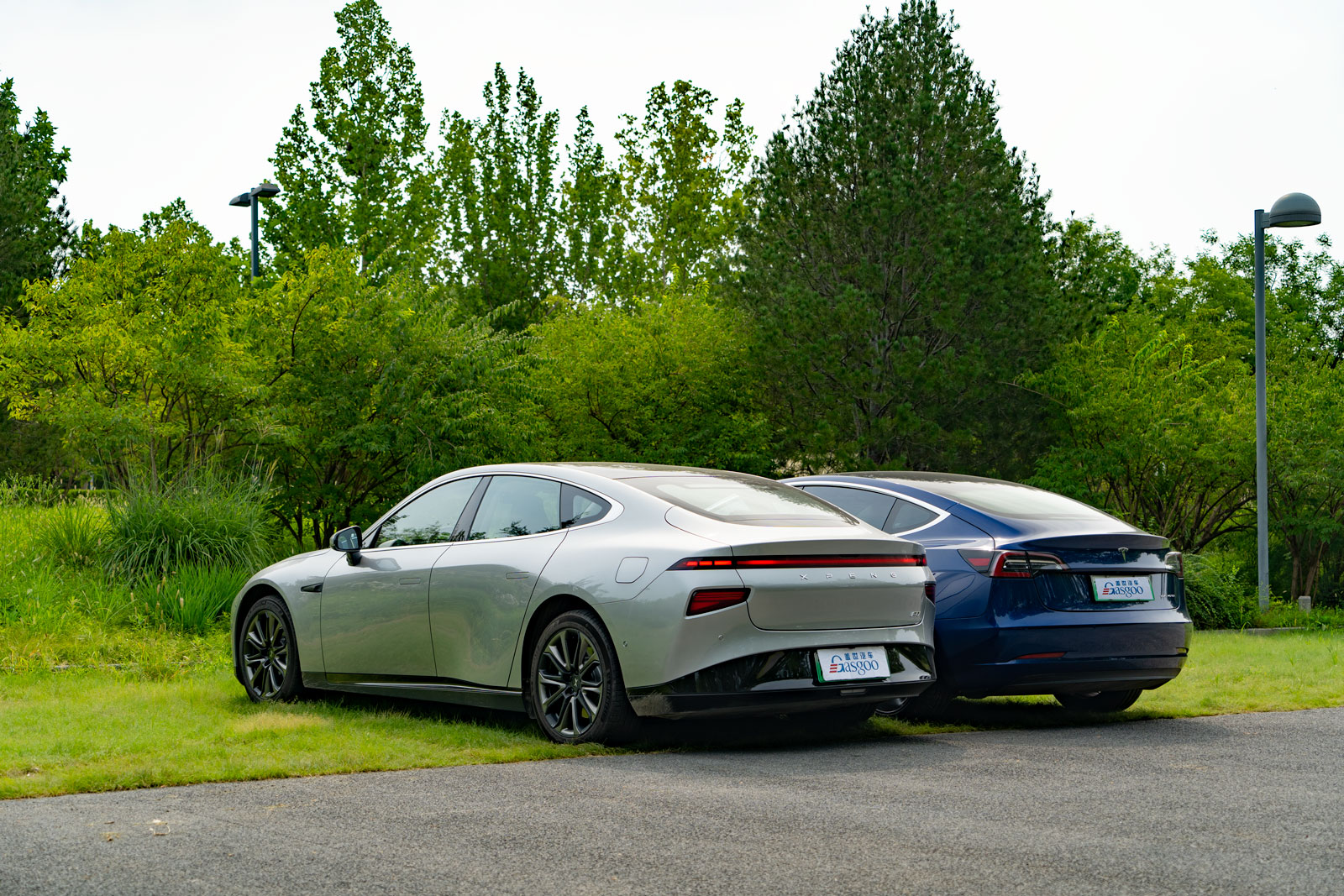 我说小鹏P7比特斯拉Model 3好开 真不是吹的