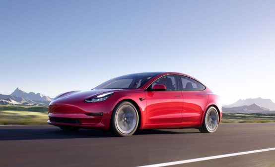 新款特斯拉中国制造Model 3  在北京开始全面交付