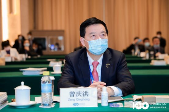 曾庆洪出席中国电动汽车百人论坛