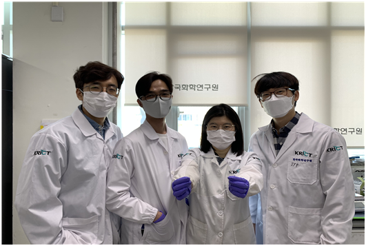韩国研发机械强度超高的自愈材料 可应用于轮胎