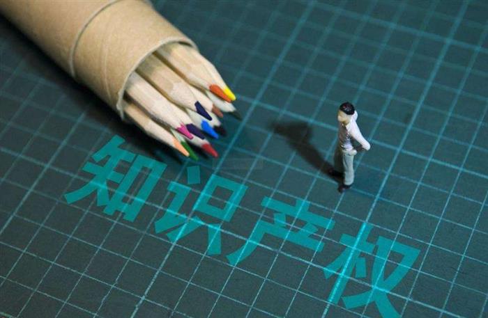特拉斯告小鹏、吉利告威马，新势力们新麻烦又来了