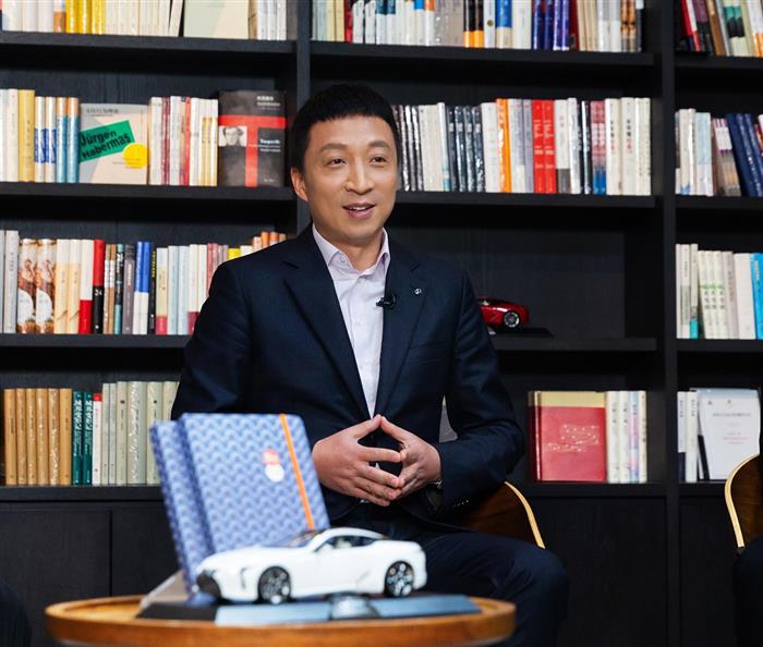 温暖继续，雷克萨斯电气化战略中的人本理念