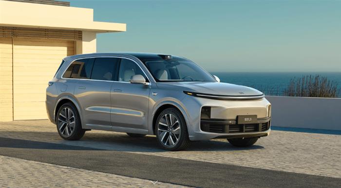 李想：理想汽车40万辆家用交流充电桩比例突破75%