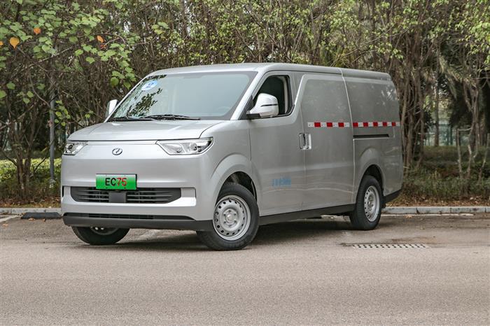 大方量、明窗、智驾+超充，还有啥？2024年那些上市的新VAN车