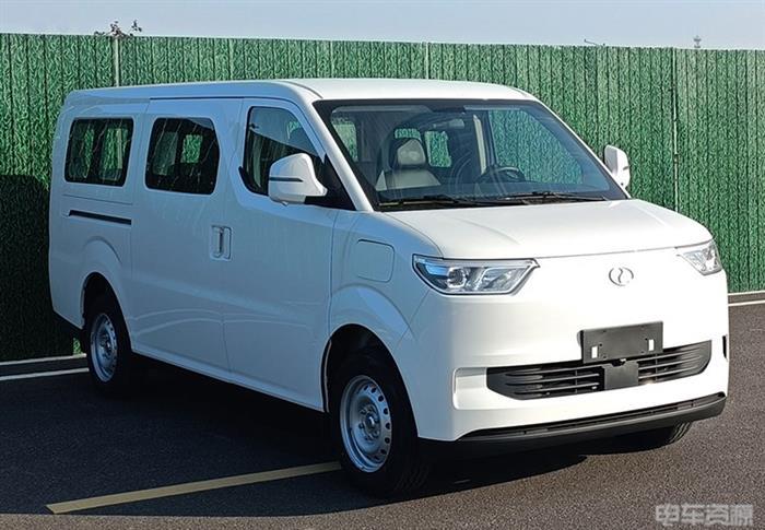 大方量、明窗、智驾+超充，还有啥？2024年那些上市的新VAN车