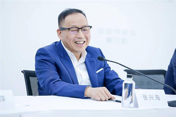 赛力斯张兴海呼吁汽车市场有序竞争 企业自律与政府监管双轨并行