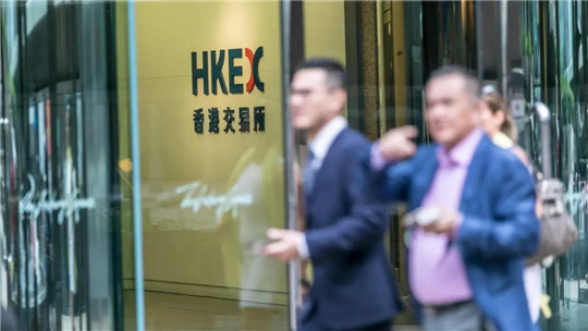 “蔚小理”重燃上市梦？