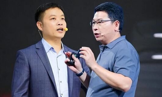何小鹏“开怼”余承东，最高兴的是李想